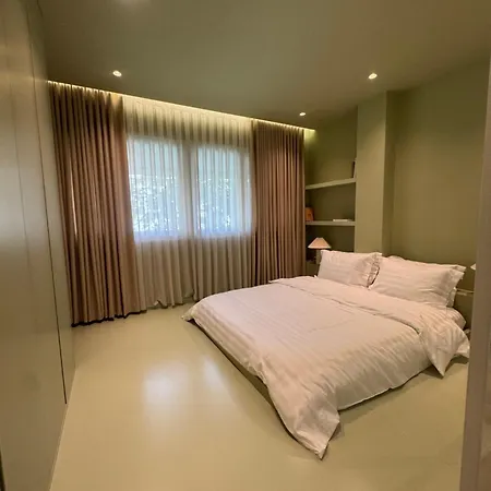 Central Apartments Apartment